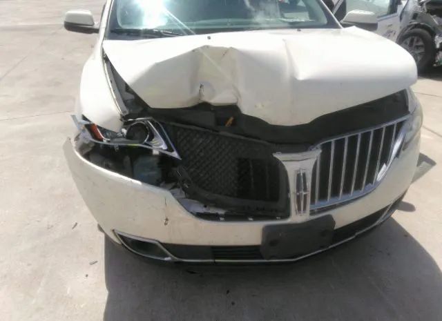 Photo 5 VIN: 2LMDJ6JK4CBL18479 - LINCOLN MKX 