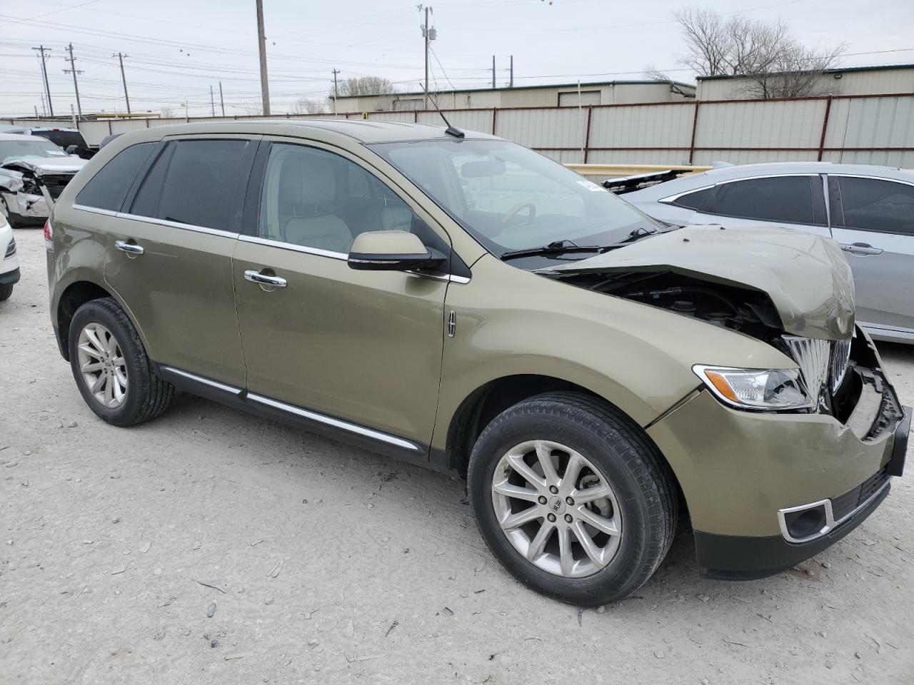 Photo 3 VIN: 2LMDJ6JK4DBL16958 - LINCOLN MKX 