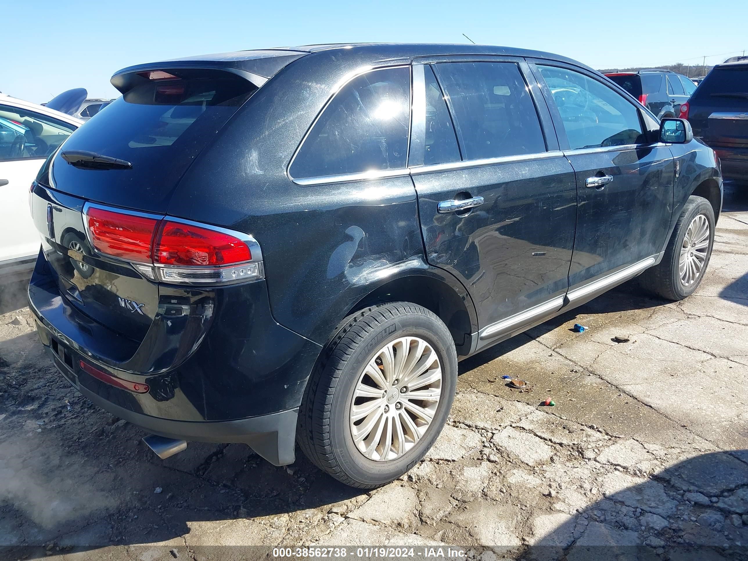 Photo 3 VIN: 2LMDJ6JK4EBL05699 - LINCOLN MKX 