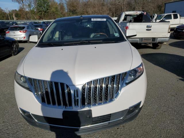 Photo 4 VIN: 2LMDJ6JK5BBJ01358 - LINCOLN MKX 