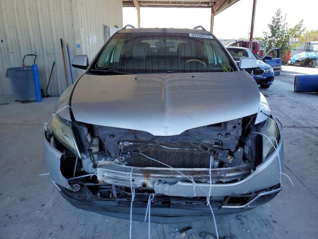 Photo 4 VIN: 2LMDJ6JK5BBJ04907 - LINCOLN MKX 