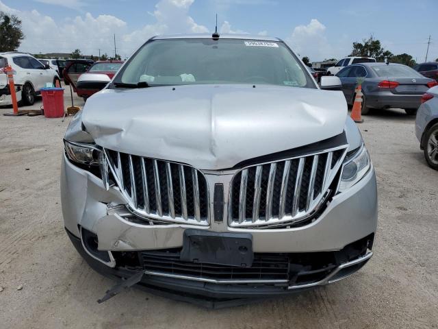 Photo 4 VIN: 2LMDJ6JK5BBJ28494 - LINCOLN MKX 