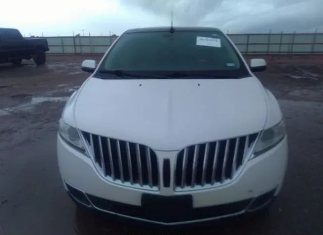 Photo 5 VIN: 2LMDJ6JK5BBJ34697 - LINCOLN MKX 