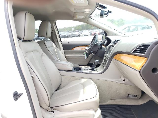 Photo 4 VIN: 2LMDJ6JK5CBL00444 - LINCOLN MKX 