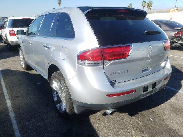 Photo 2 VIN: 2LMDJ6JK5CBL10889 - LINCOLN MKX 