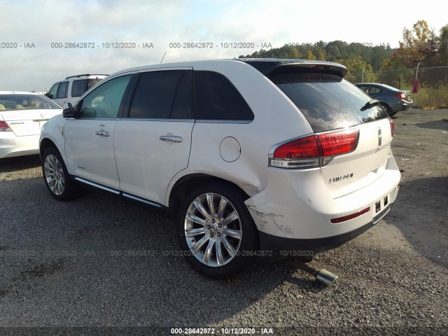 Photo 2 VIN: 2LMDJ6JK5CBL14182 - LINCOLN MKX 