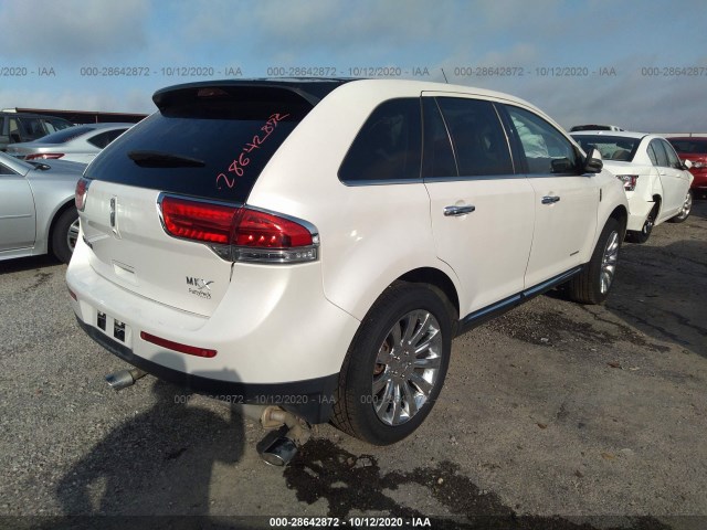 Photo 3 VIN: 2LMDJ6JK5CBL14182 - LINCOLN MKX 