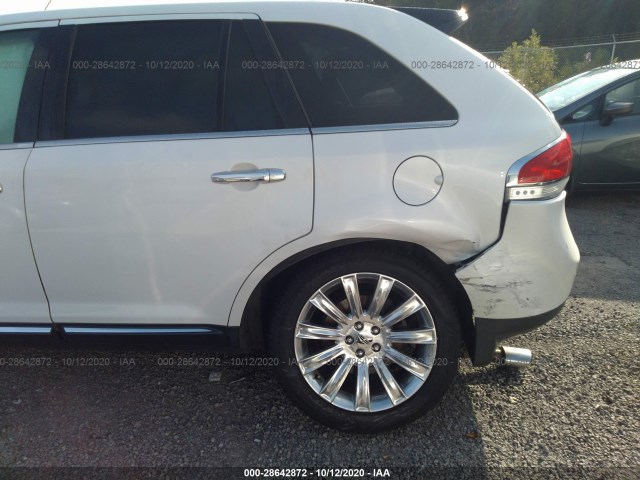 Photo 5 VIN: 2LMDJ6JK5CBL14182 - LINCOLN MKX 