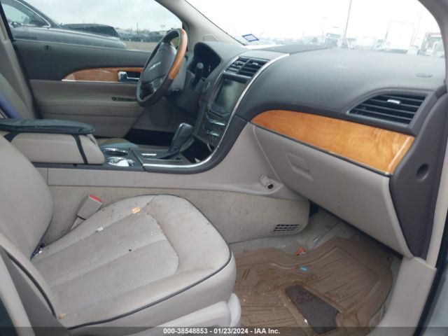 Photo 4 VIN: 2LMDJ6JK5FBL21332 - LINCOLN MKX 