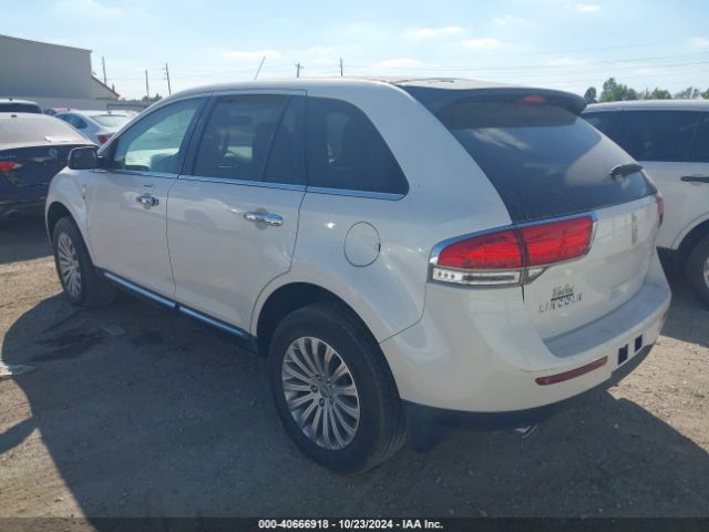 Photo 2 VIN: 2LMDJ6JK5FBL25851 - LINCOLN MKX 