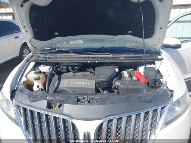 Photo 9 VIN: 2LMDJ6JK5FBL25851 - LINCOLN MKX 