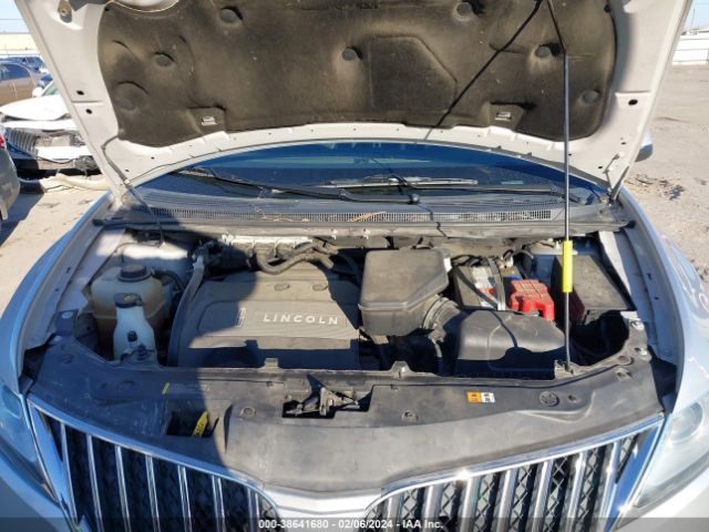 Photo 9 VIN: 2LMDJ6JK5FBL26028 - LINCOLN MKX 