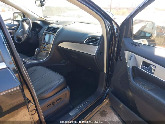 Photo 4 VIN: 2LMDJ6JK6BBJ10585 - LINCOLN MKX 