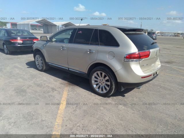 Photo 2 VIN: 2LMDJ6JK6BBJ11803 - LINCOLN MKX 