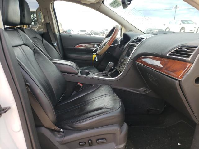 Photo 4 VIN: 2LMDJ6JK6BBJ29525 - LINCOLN MKX 