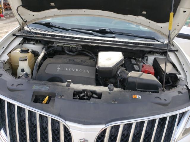 Photo 6 VIN: 2LMDJ6JK6BBJ29525 - LINCOLN MKX 