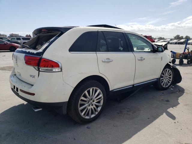 Photo 2 VIN: 2LMDJ6JK6CBL02185 - LINCOLN MKX 