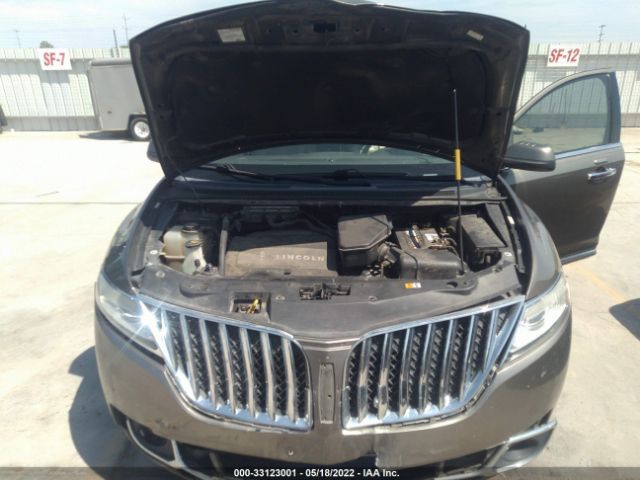 Photo 9 VIN: 2LMDJ6JK6CBL17575 - LINCOLN MKX 