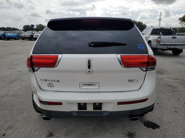 Photo 5 VIN: 2LMDJ6JK6CBL18340 - LINCOLN MKX 