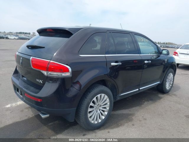 Photo 3 VIN: 2LMDJ6JK6DBL17903 - LINCOLN MKX 