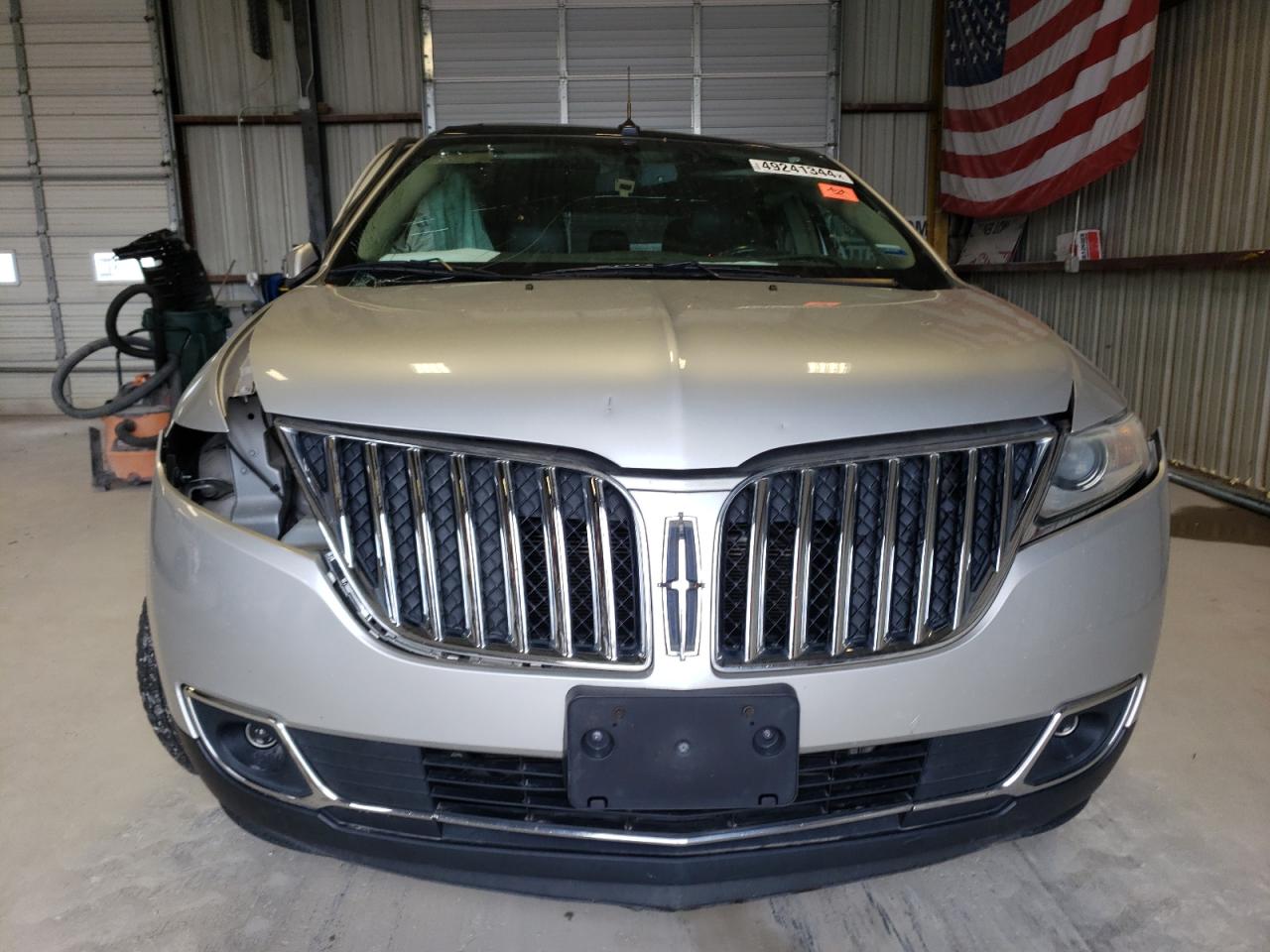 Photo 4 VIN: 2LMDJ6JK6DBL19327 - LINCOLN MKX 