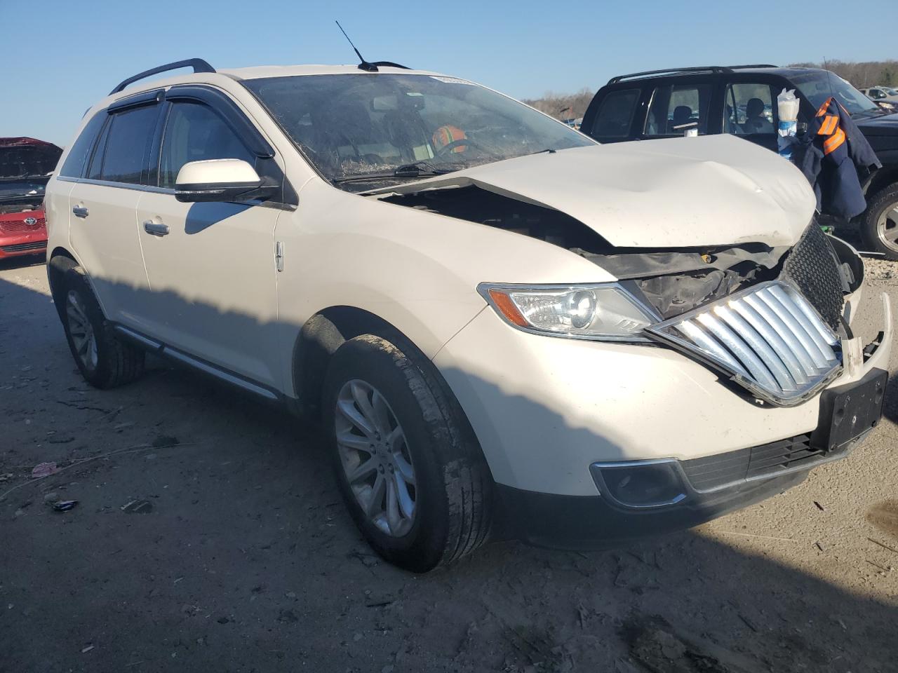 Photo 3 VIN: 2LMDJ6JK6DBL43305 - LINCOLN MKX 