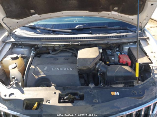 Photo 9 VIN: 2LMDJ6JK6FBL27298 - LINCOLN MKX 