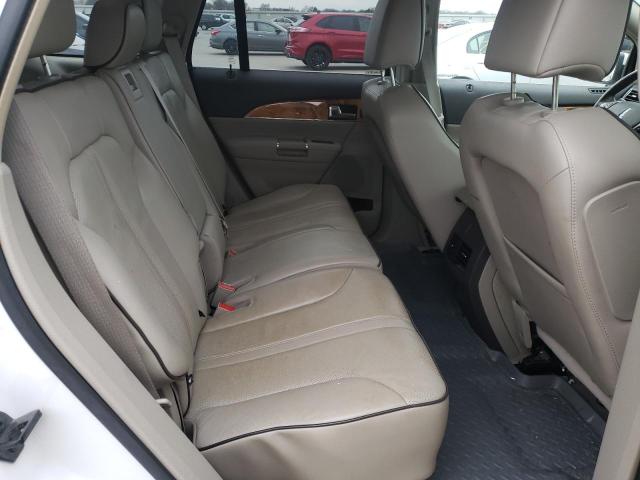 Photo 5 VIN: 2LMDJ6JK7BBJ19893 - LINCOLN MKX 