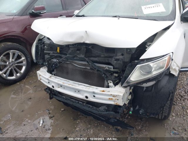 Photo 5 VIN: 2LMDJ6JK7BBJ34104 - LINCOLN MKX 