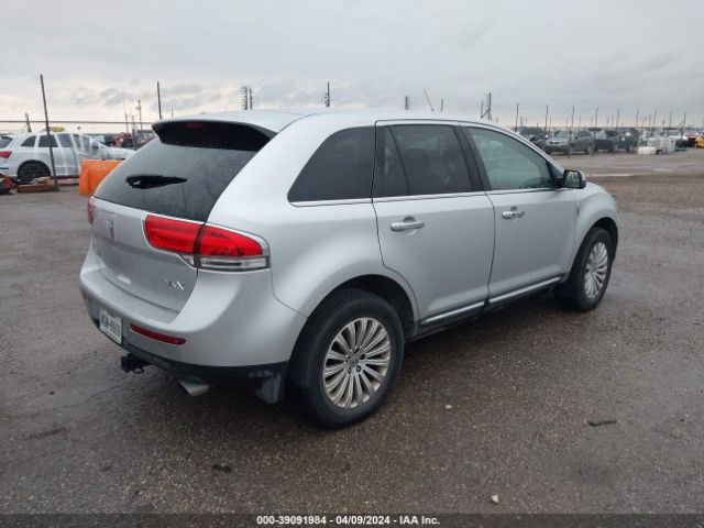 Photo 4 VIN: 2LMDJ6JK7CBL01028 - LINCOLN MKX 