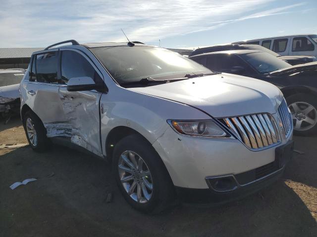 Photo 3 VIN: 2LMDJ6JK7CBL11705 - LINCOLN MKX 