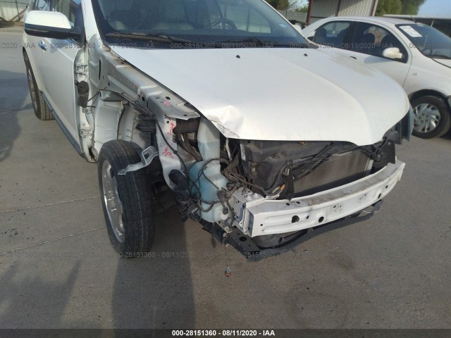 Photo 5 VIN: 2LMDJ6JK7CBL15186 - LINCOLN MKX 