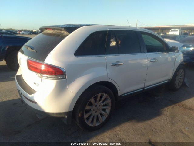 Photo 3 VIN: 2LMDJ6JK7CBL17410 - LINCOLN MKX 