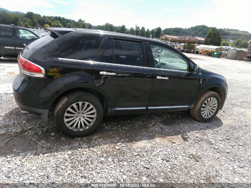 Photo 3 VIN: 2LMDJ6JK7DBL00866 - LINCOLN MKX 