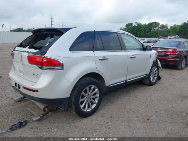 Photo 3 VIN: 2LMDJ6JK7DBL25931 - LINCOLN MKX 