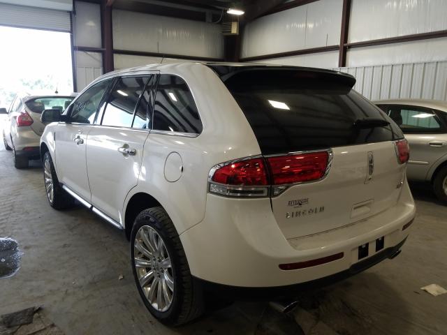 Photo 2 VIN: 2LMDJ6JK7FBL28525 - LINCOLN MKX 