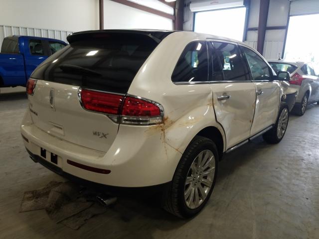 Photo 3 VIN: 2LMDJ6JK7FBL28525 - LINCOLN MKX 