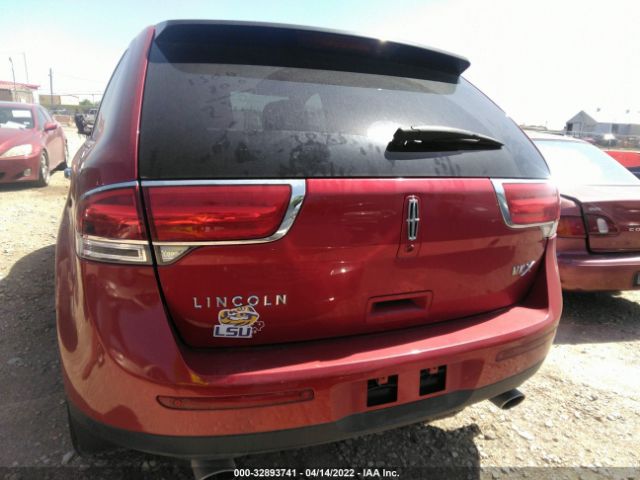 Photo 5 VIN: 2LMDJ6JK8BBJ03511 - LINCOLN MKX 