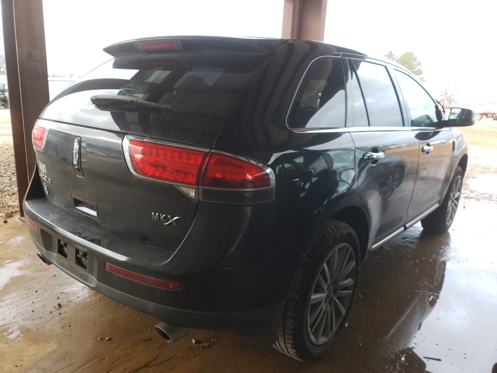 Photo 3 VIN: 2LMDJ6JK8BBJ08532 - LINCOLN MKX 