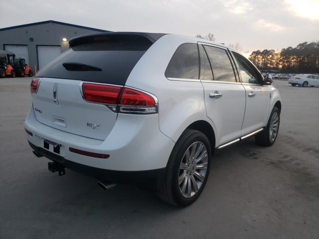 Photo 3 VIN: 2LMDJ6JK8CBL04374 - LINCOLN MKX 