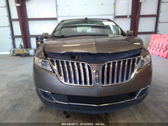 Photo 5 VIN: 2LMDJ6JK8CBL10000 - LINCOLN MKX 