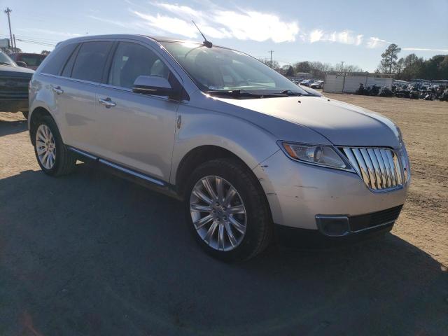 Photo 3 VIN: 2LMDJ6JK8FBL20580 - LINCOLN MKX 