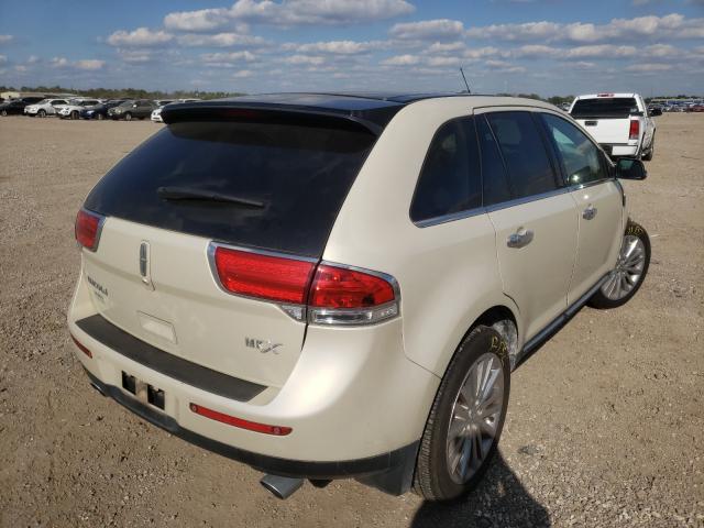 Photo 3 VIN: 2LMDJ6JK8FBL22782 - LINCOLN MKX 