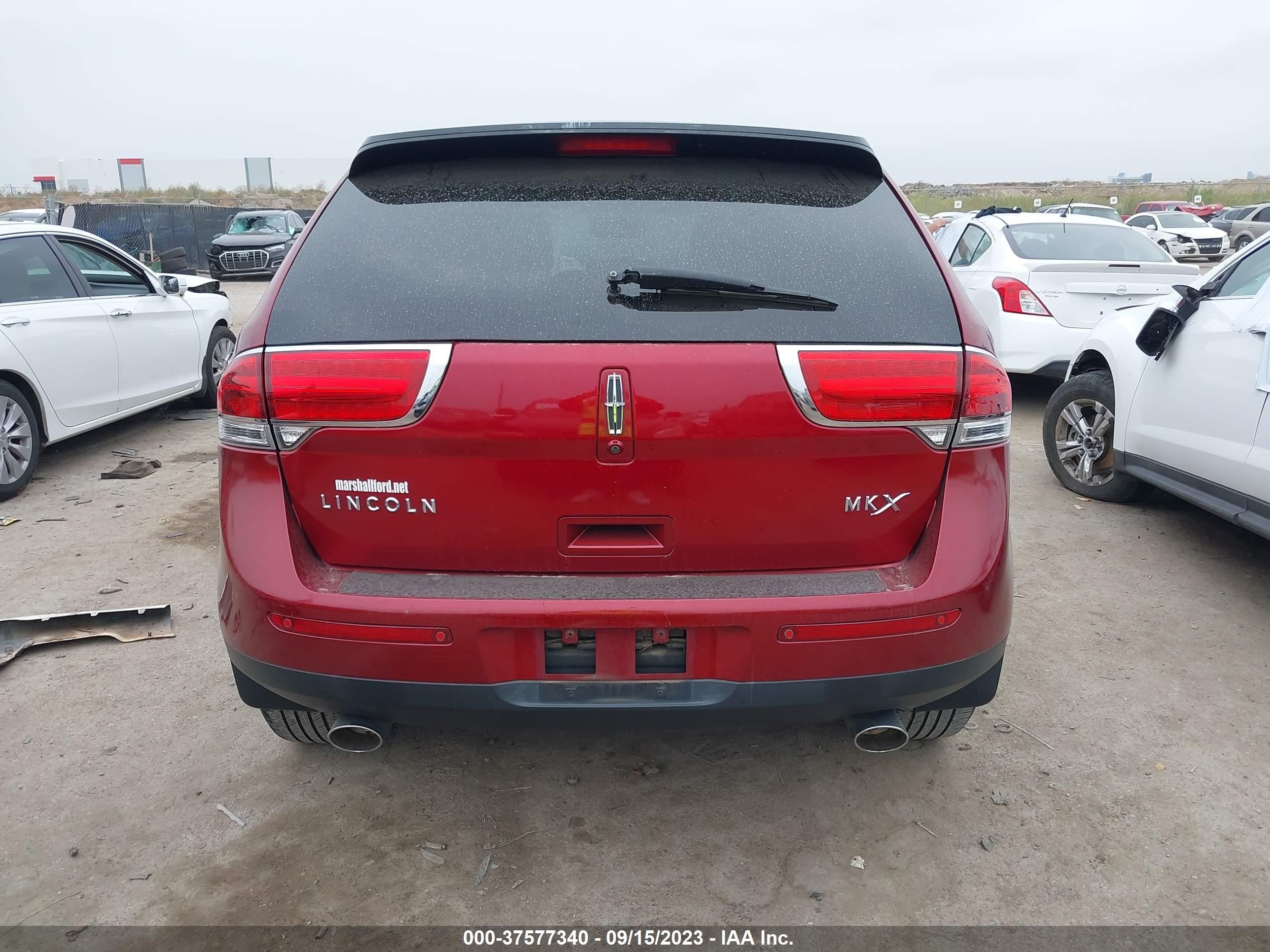 Photo 15 VIN: 2LMDJ6JK8FBL29358 - LINCOLN MKX 