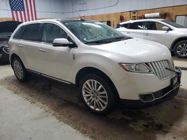 Photo 3 VIN: 2LMDJ6JK8FBL32082 - LINCOLN MKX 