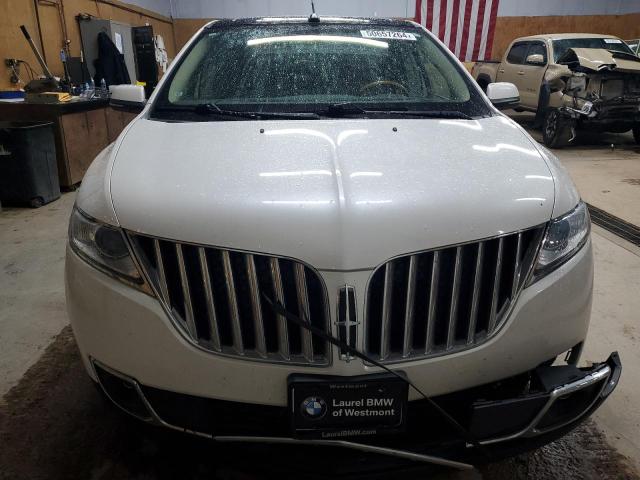 Photo 4 VIN: 2LMDJ6JK8FBL32082 - LINCOLN MKX 