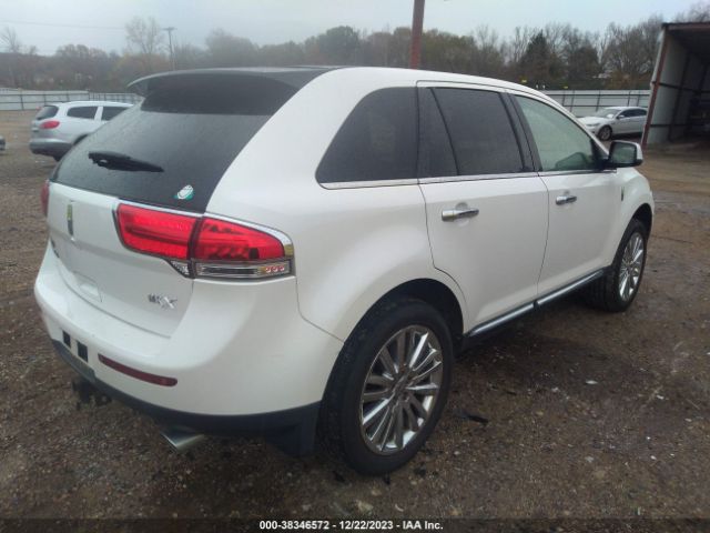 Photo 3 VIN: 2LMDJ6JK9BBJ10001 - LINCOLN MKX 