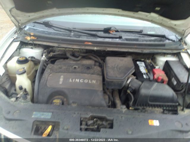 Photo 9 VIN: 2LMDJ6JK9BBJ10001 - LINCOLN MKX 