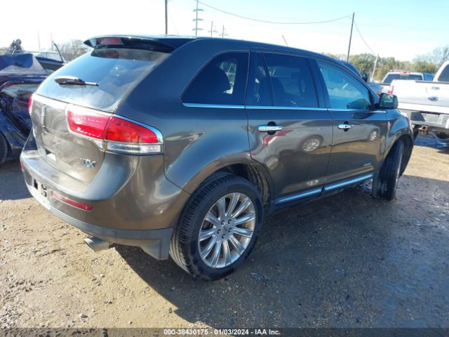 Photo 3 VIN: 2LMDJ6JK9BBJ16431 - LINCOLN MKX 