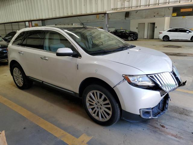 Photo 3 VIN: 2LMDJ6JK9BBJ22570 - LINCOLN MKX 